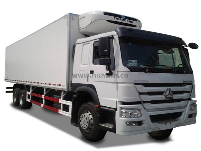 Sinotruk Howo 6x4 Truckrator Truck