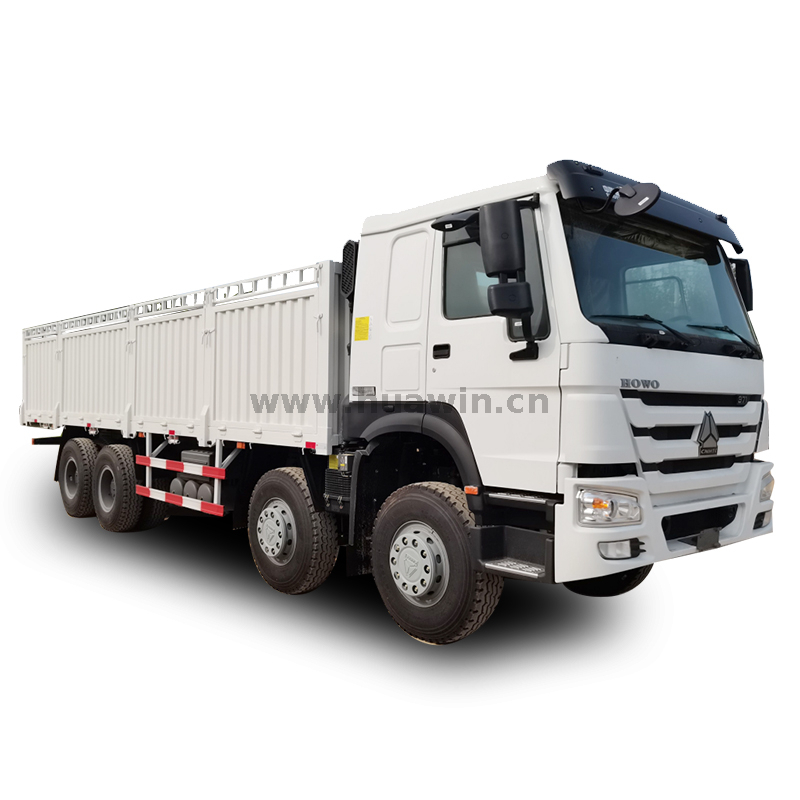 شاحنة بضائع SINOTRUK HOWO 6X4