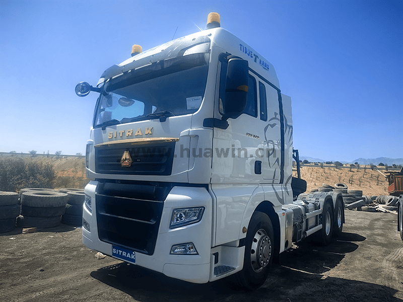 Sinotruk Sitrak G7S 6x4 جرار 1