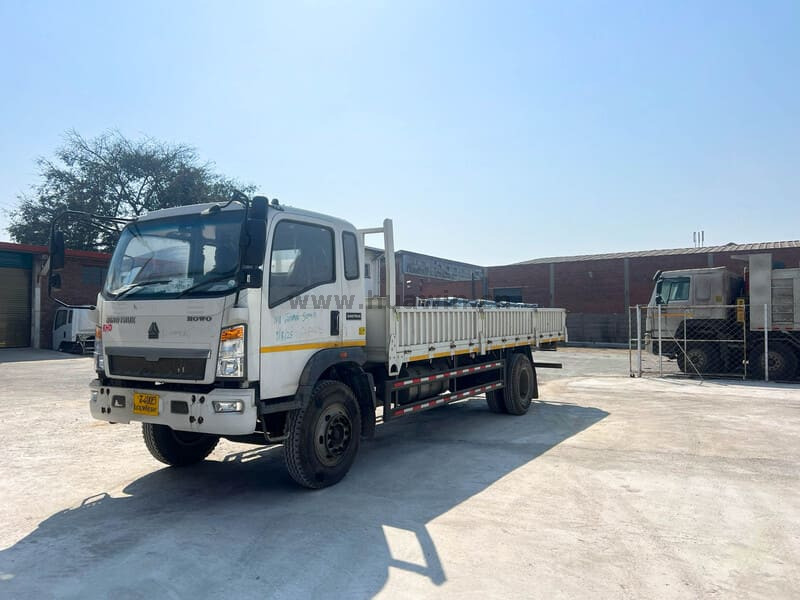 SINOTRUK HOWO 4X2 شاحنة بضائع خفيفة شاحنة Dropside Lorry Truck-6