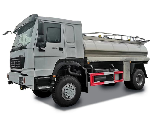 Sinotruk Howo 6x4 تخزين الحليب ونقل الشاحنة 16 CBM 