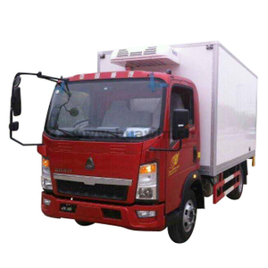 Sinotruk Howo 4x2 ثلاجة شاحنة -5ton