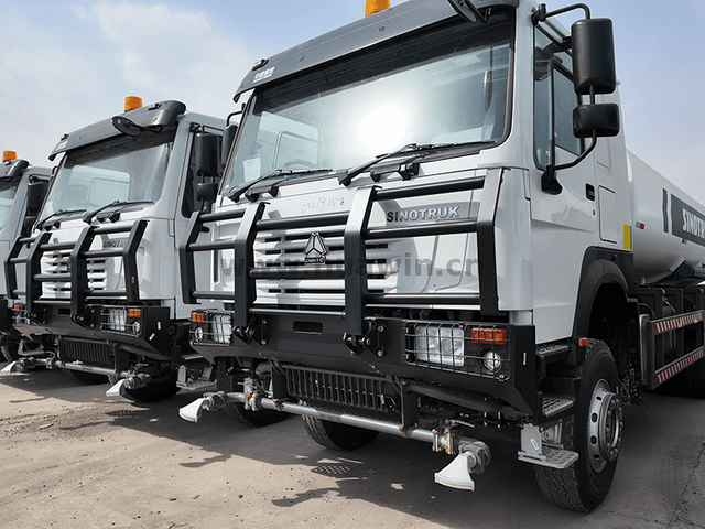 Howo Water Sprinkler Truck-6x4