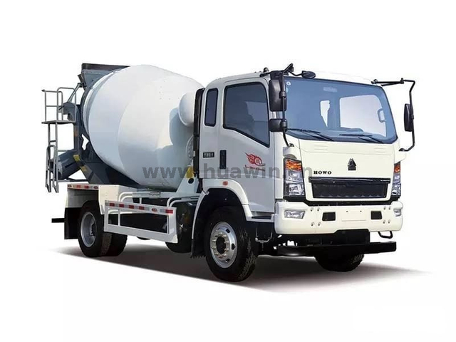 Sinotruk Howo 4x2 Mixer Truck