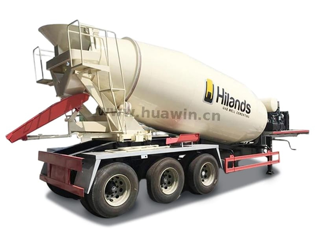 Sinotruk 3 محاور مقطورة خلاط الخرسانة