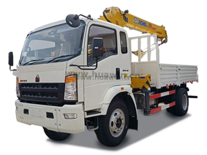 Sinotruk Howo 4x2 Crane Truck - 5ton XCMG Boom Telescopic Boom