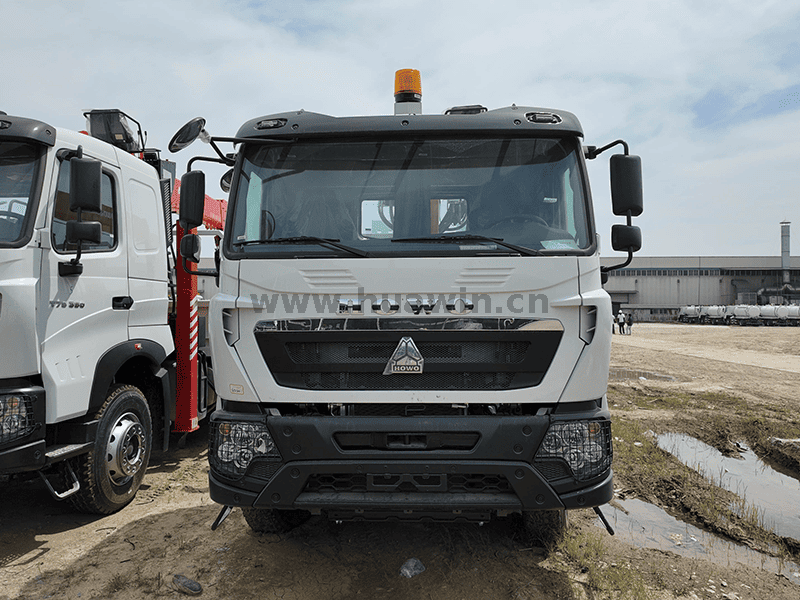 Sinotruk Howo Truck Hound Crane-13