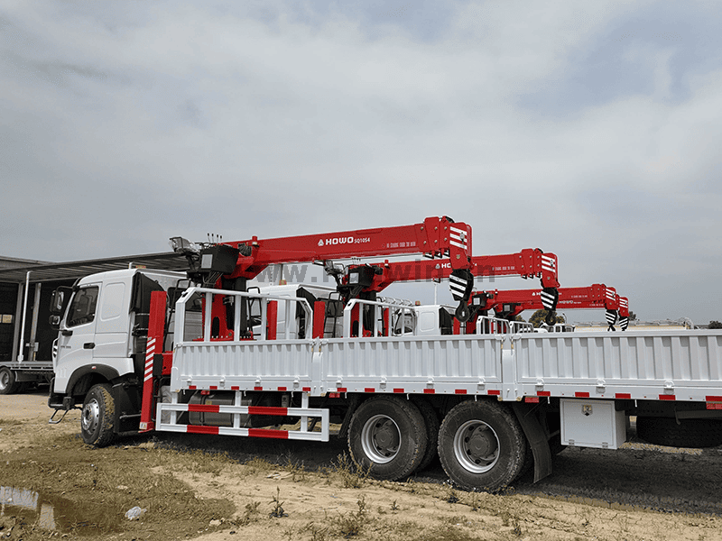 Sinotruk Howo Truck شنت Crane-4