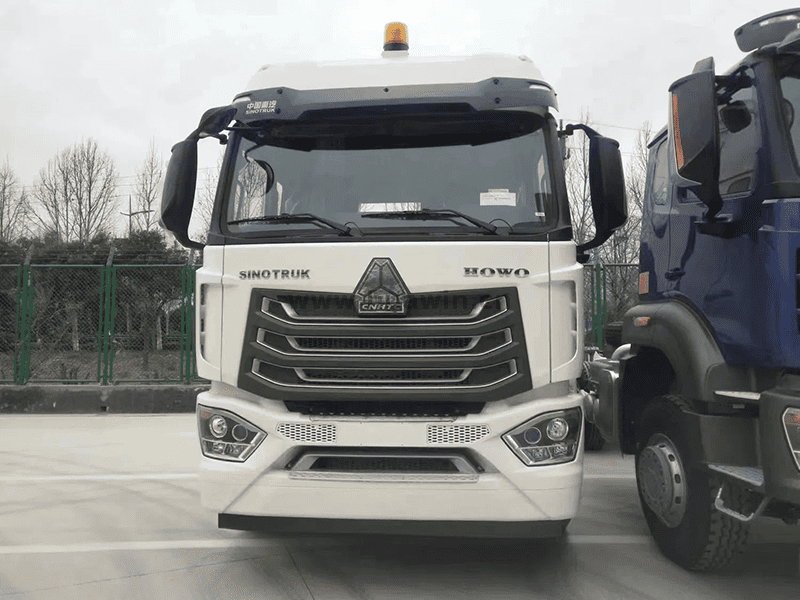 sinotruk-howo-nx-4x2-440hp-euro-v-truck (3)