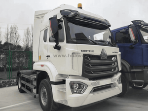 Sinotruk Howo NX 4 × 2 جرار 