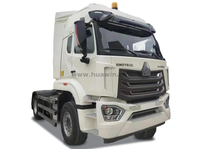 Sinotruk Howo NX 4 × 2 جرار 