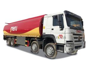 Sinotruk Howo 8x4 Tarker Truck 25 CBM