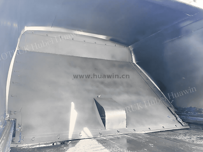 ساينو تراك HOWO شاحنة القمامة الضاغطة - 4x2-4