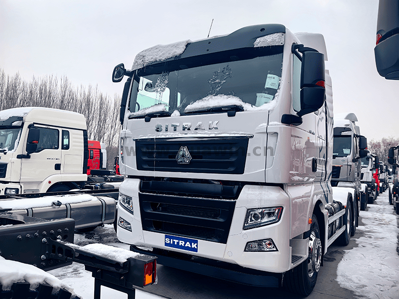 Sinotruk Sitrak G7S 6x4 جرار 2