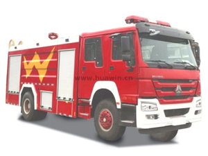 Howo 4x2 رذاذ الماء نار مكافحة الشاحنة Wiht 6CBM الماء ورغوة 2CBM