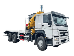 شاحنة رافعة SINOTRUK HOWO 6X4 مع رافعة ذراع مطوية 8T