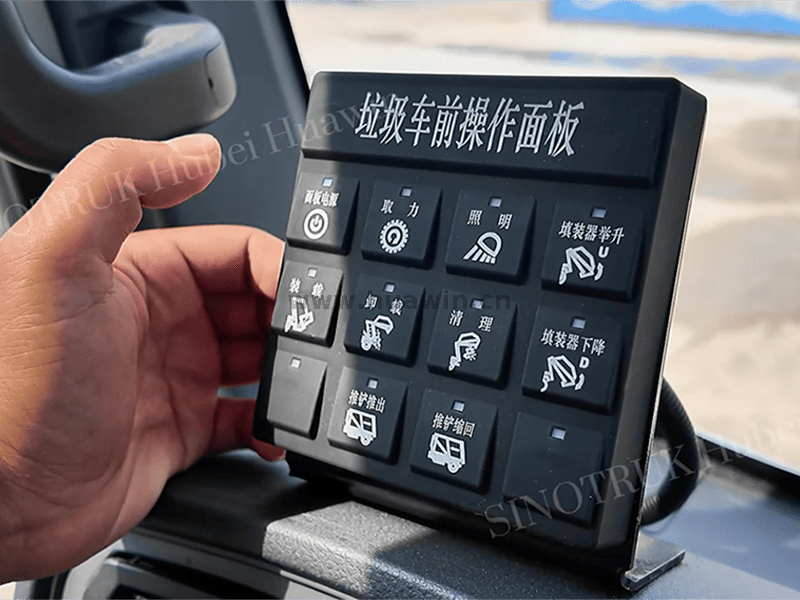 ساينو تراك HOWO شاحنة القمامة الضاغطة - 4x2-11 (1)