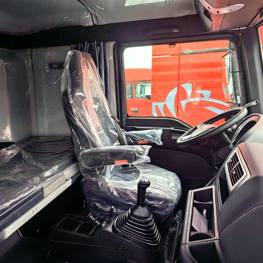 شاحنة جرار SITRAK 4X2 430HP مع ناقل حركة يدوي 4