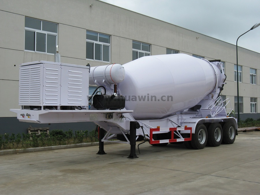 SINOTRUK 3 Axles Concrete 16CBM Mixer Tanker مقطورة