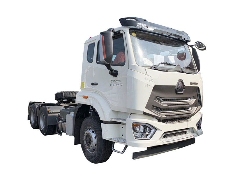 شاحنة جرار SINOTRUK HOWO E7g 6x4 لأفريقيا