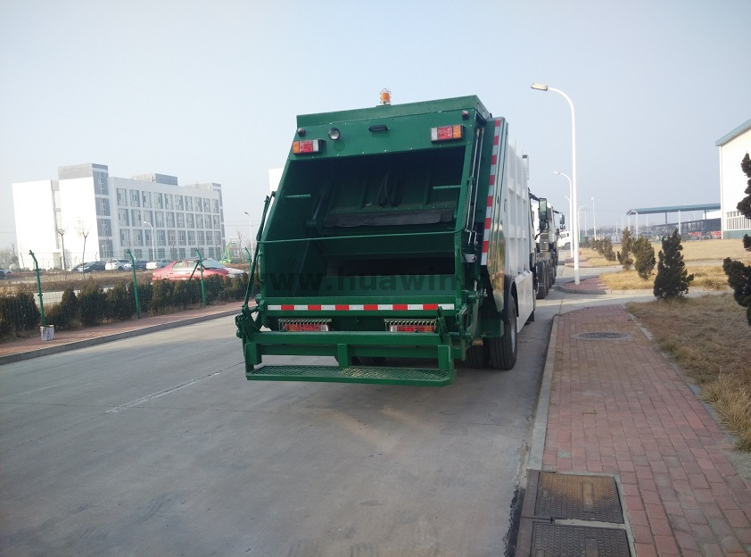 ساينو تراك هووا شاحنة القمامة الخفيفة 6CBM